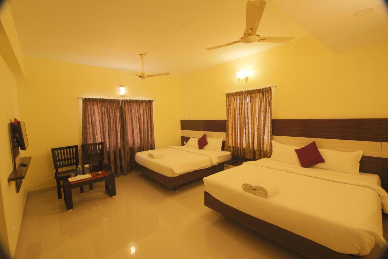 Sri Gnana Vedha Beach Residency Velankanni Buitenkant foto